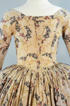 Robe à l’anglaise, printed cotton, c. 1770, detail of back shoulder