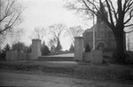 Main Street walking entrance in front of Thompson Hall, October 28, 1924 by Pond, Bremer Whidden, 1884-1959